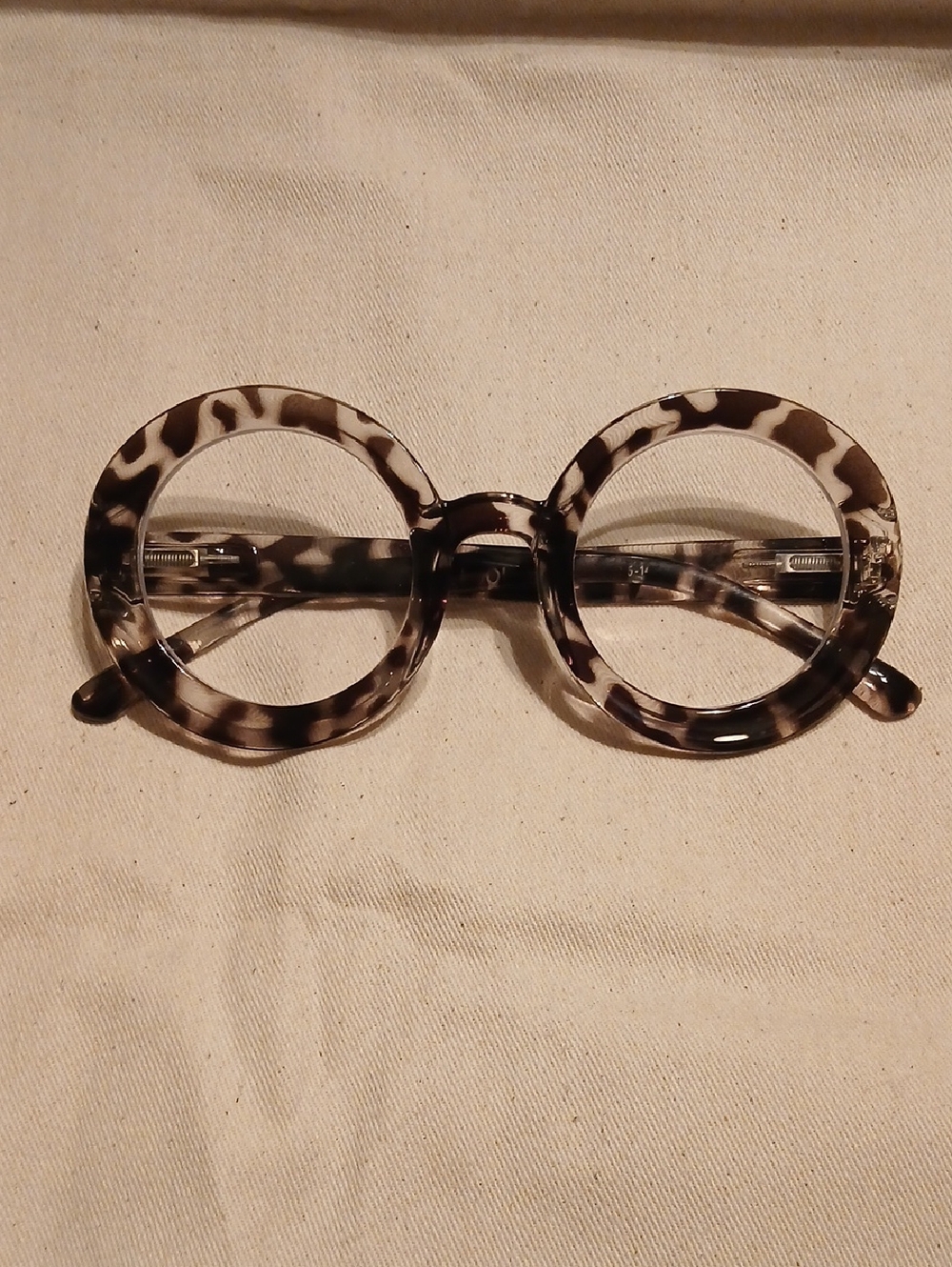 Round Tortoiseshell-Pattern Women's Glasses